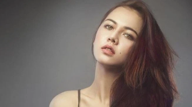 Akui Darah Dagingnya, Bek Persija Ini Temui Anak Ratu Rizky Nabila
