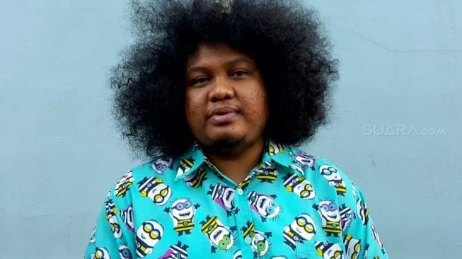 Babe Cabita Parodikan Aksi Geser Coca-Cola CR7, Endingnya Bikin Ernest Prakasa Syok!