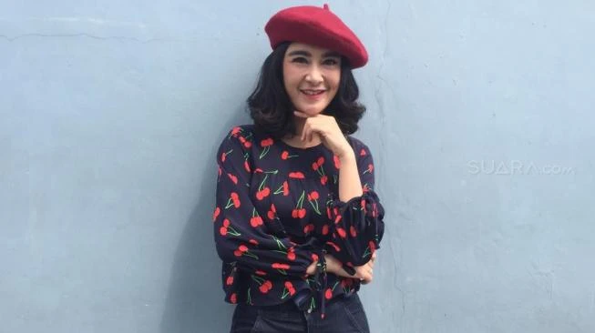 11 Potret Terbaru Uut Permatasari Usai Dinikahi Abdi Negara, Semakin Keibuan