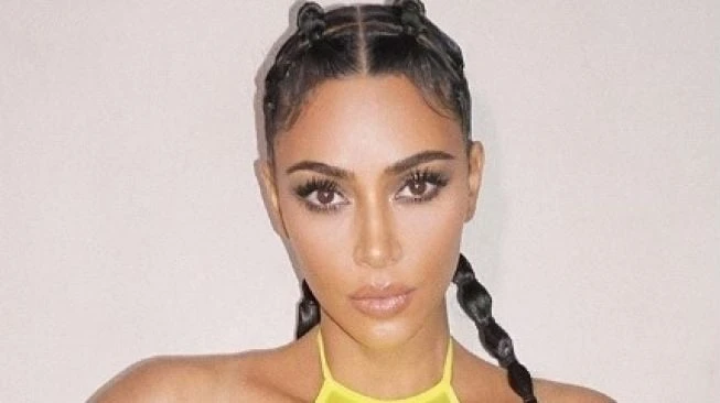 Terpopuler: Oplas Rp 8,5 M Demi Mirip Kim Kardashian, Viral Payudara Ukuran 32T