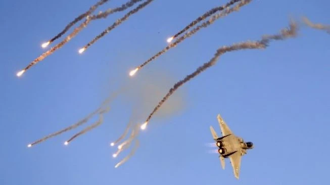 Jet-jet Tempur Israel Kembali Lancarkan Serangan ke Jalur Gaza