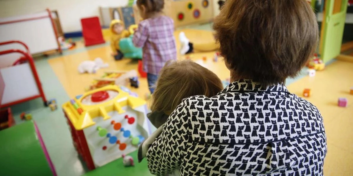 Garde d’enfant : à combien s’élèvera le nouveau CMG, versé aux parents par la CAF à partir du 1er septembre ?