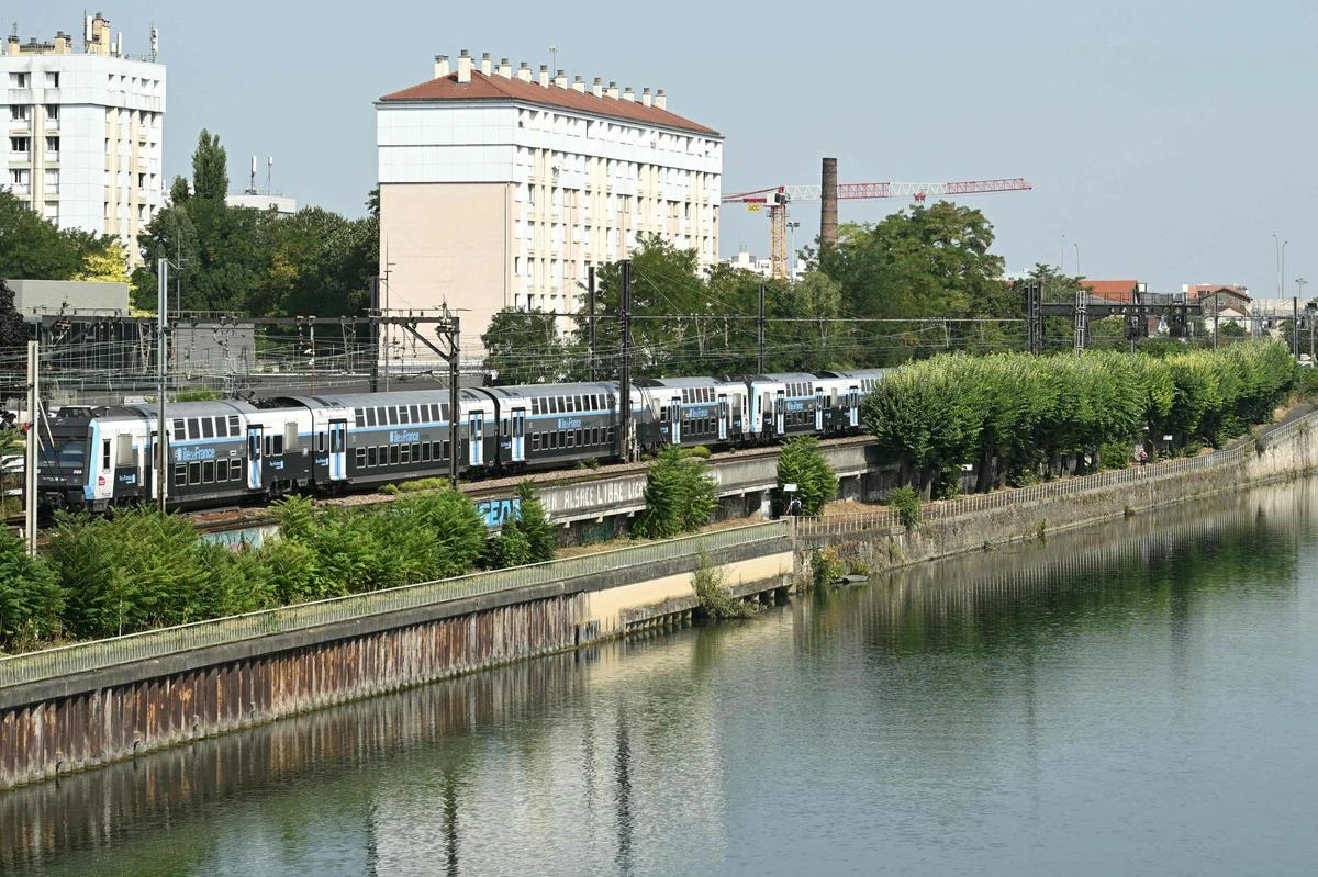 Quatre corps retrouvés dans la Seine près de Paris : une des victimes est morte étranglée, ce que l’on sait