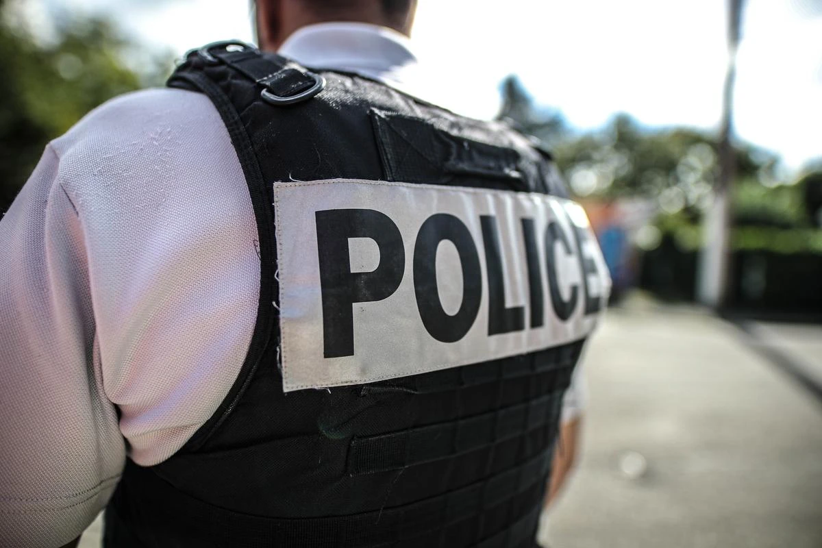 Les corps de deux hommes tués par balles retrouvés dans une entreprise de bâtiment et travaux publics près de Dijon