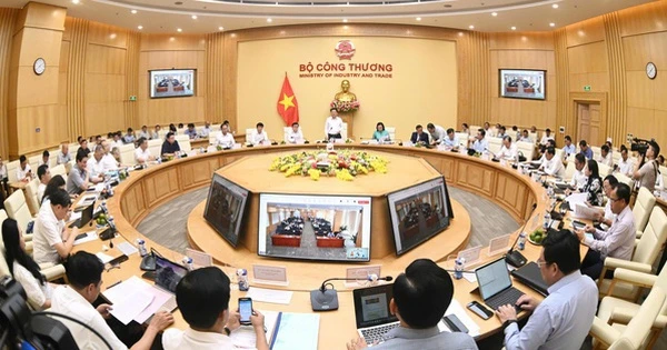 Một Bộ cử 34 lãnh đạo cấp Vụ về hỗ trợ địa phương