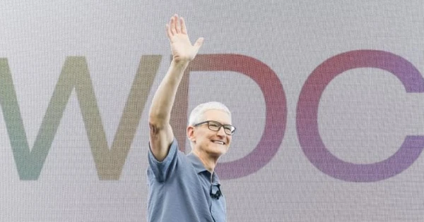 Tim Cook có đang trở thành 'người tối cổ' trong cuộc đua AI?