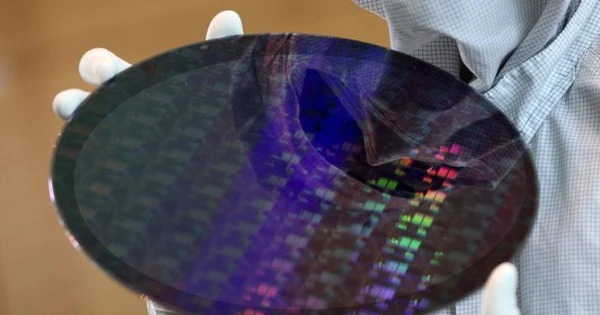 Vì sao TSMC 'né' công nghệ in chip thế hệ mới nhất High-NA EUV: Chấp nhận tụt hậu Intel tới 4 năm hay đang tính đường dài?