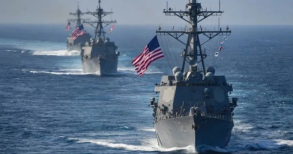 Chiến hạm Mỹ ồ ạt tới Caribbean, tái hiện ‘Cuộc xâm lược Panama’ ở Venezuela?