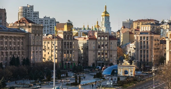 Kinh tế Ukraine có thể chỉ tăng trưởng 2% nhưng đang nắm 
