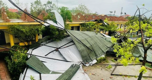 Tin vui: Nhà mạng hỗ trợ hàng triệu khách hàng bị ảnh hưởng bão số 10