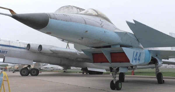 Phiên bản sản xuất hàng loạt của tiêm kích tàng hình MiG 1.44 sẽ gây bất ngờ lớn
