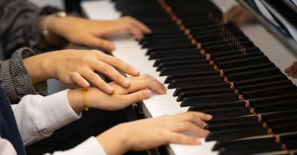 Ngành bán đàn lao đao: Tồn kho hàng chục nghìn piano, lỗ ròng hàng chục triệu USD, bong bóng thị trường vỡ tan