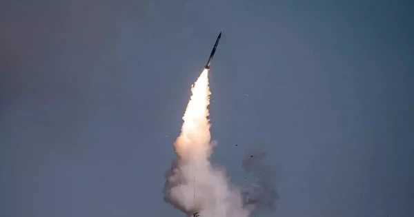 Ấn Độ chi hơn 1 tỷ USD mua tên lửa S-400 từ Nga