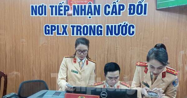 Ngày đầu CSGT thực hiện cấp, đổi GPLX: Toàn quốc tiếp nhận gần 400 hồ sơ