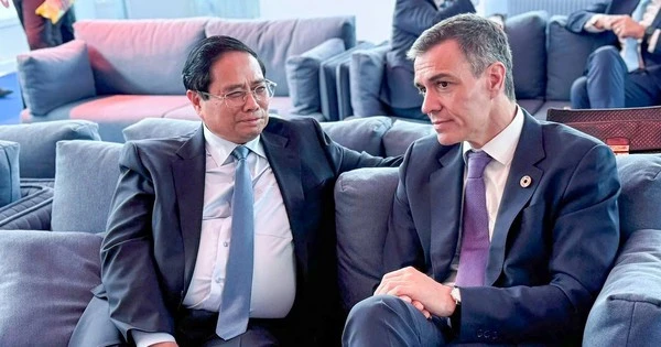 Gặp “á quân” thế giới, Thủ tướng muốn cử nhóm công tác của Việt Nam sang học làm đường sắt tốc độ cao