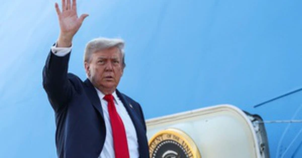 Tổng thống Donald Trump lên đường đến Alaska, chuẩn bị gặp Tổng thống Putin