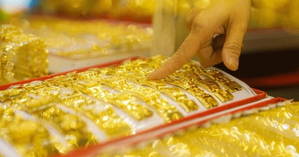 Sáng 17/3, giá vàng nhẫn, vàng SJC quay đầu giảm