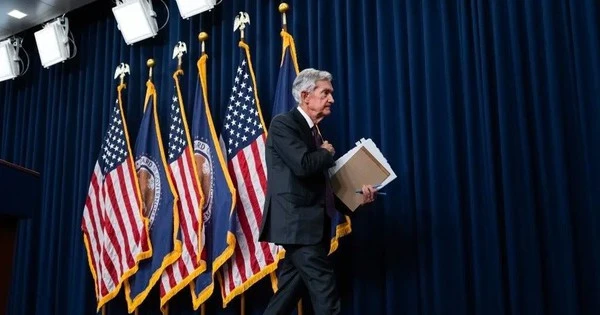 Hy hữu: Chủ tịch FED Jerome Powell thổi phồng giá trị giải độc đắc xổ số