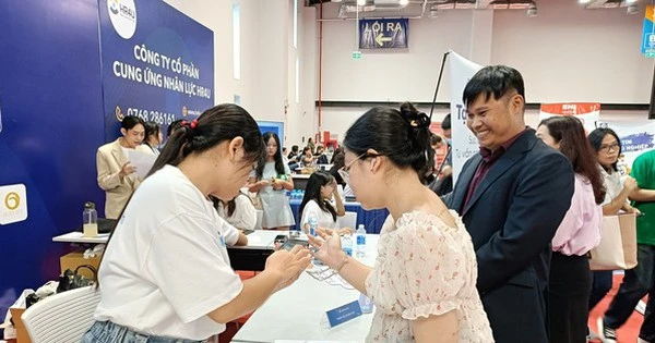 Hai tập đoàn lớn của nước ngoài đang tìm kiếm ứng viên tại Bình Dương