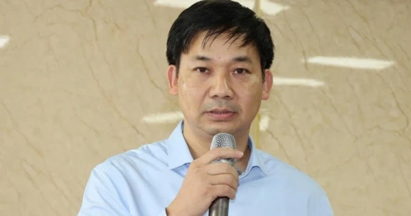 Nạn nhân nói 3 tiếng mới được cứu vụ lật tàu, Phó Chủ tịch Quảng Ninh nói gì?