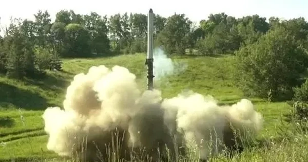 Nga xác nhận tấn công trung tâm tuyển quân, sân bay quân sự của Ukraine