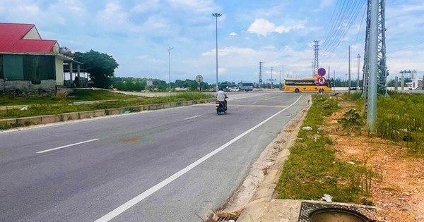 Điều khó tin vừa xảy ra trên tuyến đường 210 tỉ đồng ở Quảng Trị