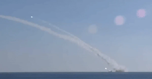 Ukraine dồn ép ở Biển Đen, NATO áp sát Bắc Cực: Moscow phản ứng bất thường, lộ dấu hiệu hải quân suy yếu?