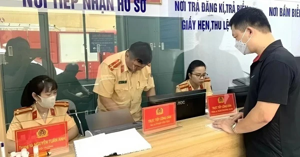 Bộ Công an vừa có đề xuất quan trọng liên quan đến việc mua bán ô tô, bất động sản