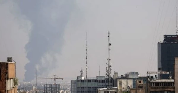 Xung đột Israel - Iran: Đại sứ quán Mỹ hư hại, 4 quan chức tình báo thiệt mạng