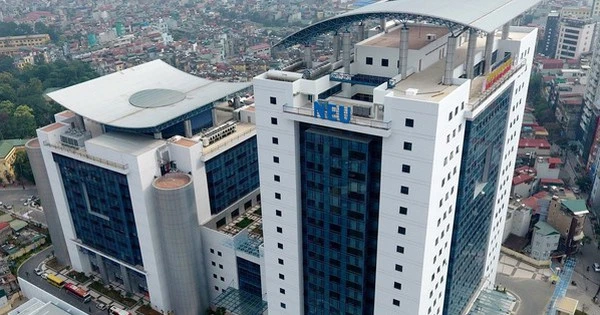 Đại học Kinh tế Quốc dân thông báo: Tân sinh viên không chuyển tiền vào tài khoản Vietcombank này