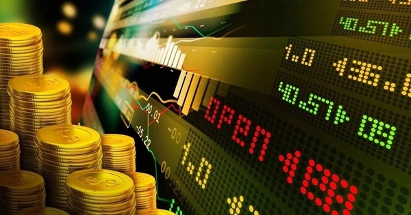 Có 500 triệu đồng lúc này, nên đầu tư vàng hay chứng khoán?