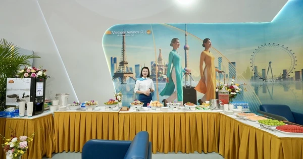 Vietnam Airlines mang trải nghiệm Phòng chờ Bông Sen sang trọng, đẳng cấp quốc tế tới Triển lãm A80