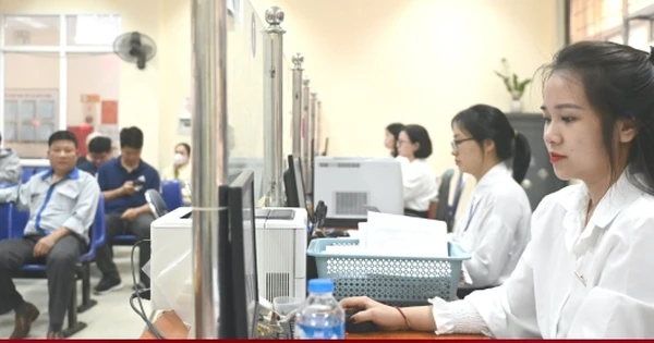 Bộ Chính trị yêu cầu kiện toàn bí thư, chủ tịch xã còn thiếu trước 25/7