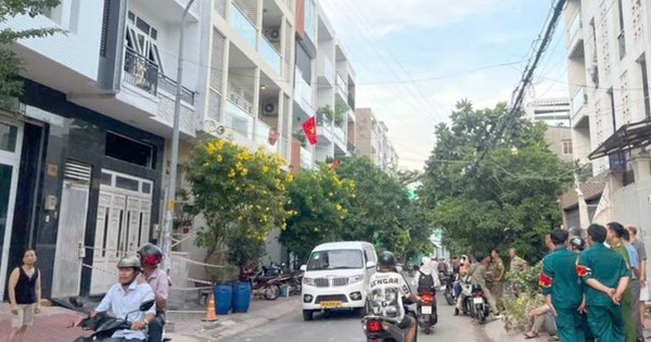 Cháy nhà 3 tầng ở TPHCM làm cụ ông tử vong