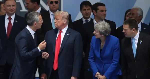 RT: Ông Trump dọa bỏ về giữa hội nghị, loạt lãnh đạo châu Âu phải vội vàng 