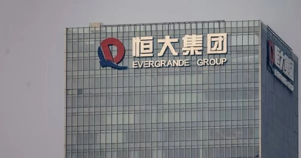 Evergrande bán mảng dịch vụ BĐS để trả nợ: Kết thúc một kỷ nguyên, mở ra giai đoạn thanh lý 