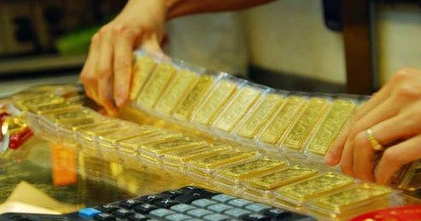 Đại diện UBCKNN: Đủ điều kiện để làm ngay sản phẩm phái sinh vàng, ETF vàng, vấn đề lớn nhất là căn cứ giá nào làm cơ sở