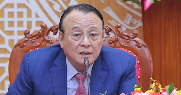 Tân Hoàng Minh “dồn dập