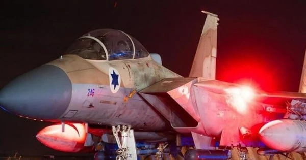 Israel tấn công tổ hợp hạt nhân Isfahan gây thiệt hại nghiêm trọng
