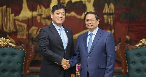 Gặp Tập đoàn tạo gần 100.000 việc làm ở VN, Thủ tướng đề nghị triển khai siêu dự án 4,2 tỷ USD tại Hà Nội