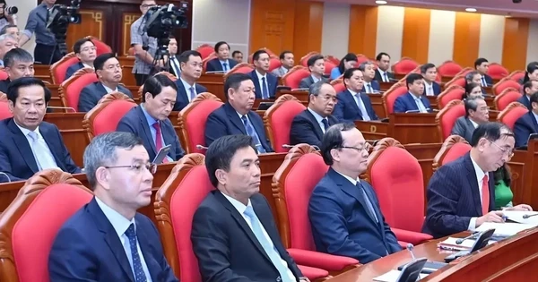 Phương hướng nhân sự Ðại hội XIV của Ðảng: Chọn cán bộ không chỉ bằng hồ sơ