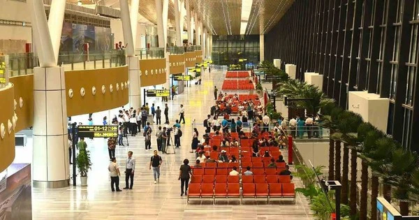 Bên trong Nhà ga hành khách hiện đại nhất Việt Nam, chuyến bay khai trương chính thức cất cánh