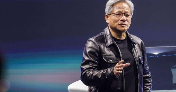 Đằng sau “cú trượt” của CEO NVIDIA Jensen Huang