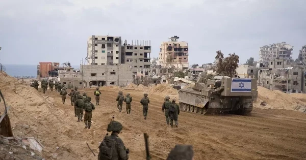 Israel triệu tập hàng chục nghìn quân dự bị, chuẩn bị giành thành phố Gaza