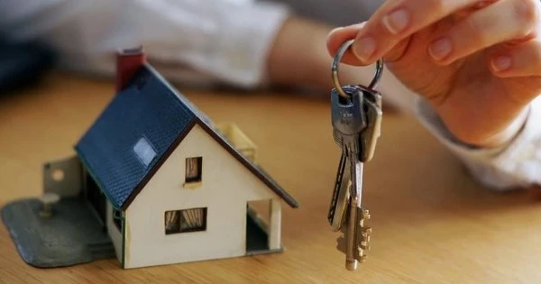 Chuyện lạ ở Mỹ: Người dân không dám bán nhà, nhiều chủ nhân mắc kẹt trong chính căn hộ của mình, lý do là gì?
