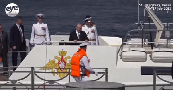 Ukraine tung uav tấn công St. Petersburg giữa lúc Tổng thống Putin đang đến thăm