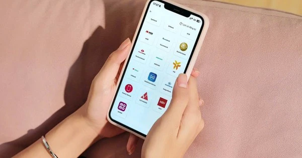 Khách hàng liên kết tài khoản An sinh Xã hội để nhận 100.000 đồng từ Chính phủ, một ví điện tử “chơi lớn” tặng thêm quà 500.000 đồng