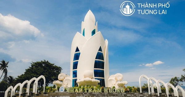 Tỉnh tăng trưởng cao nhất miền Trung sắp trở thành thành phố trực thuộc TW, sẽ có 300 km đường cao tốc và đang đề xuất xây thêm sân bay