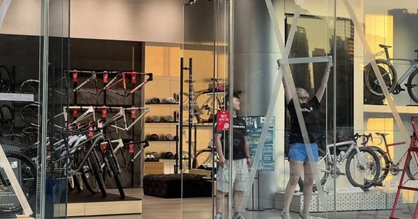 Siêu bão Ragasa diện tích lớn hơn cả tỉnh Quảng Đông, Trung Quốc căng thẳng