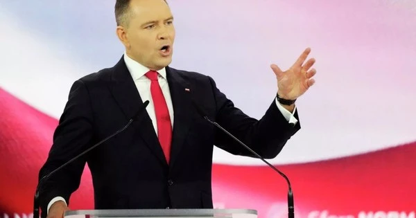 Vũ khí hạt nhân đang tiến gần hơn tới Ukraine
